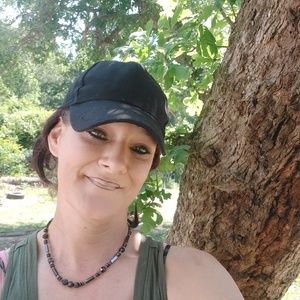 Meet your Posher, Deneece